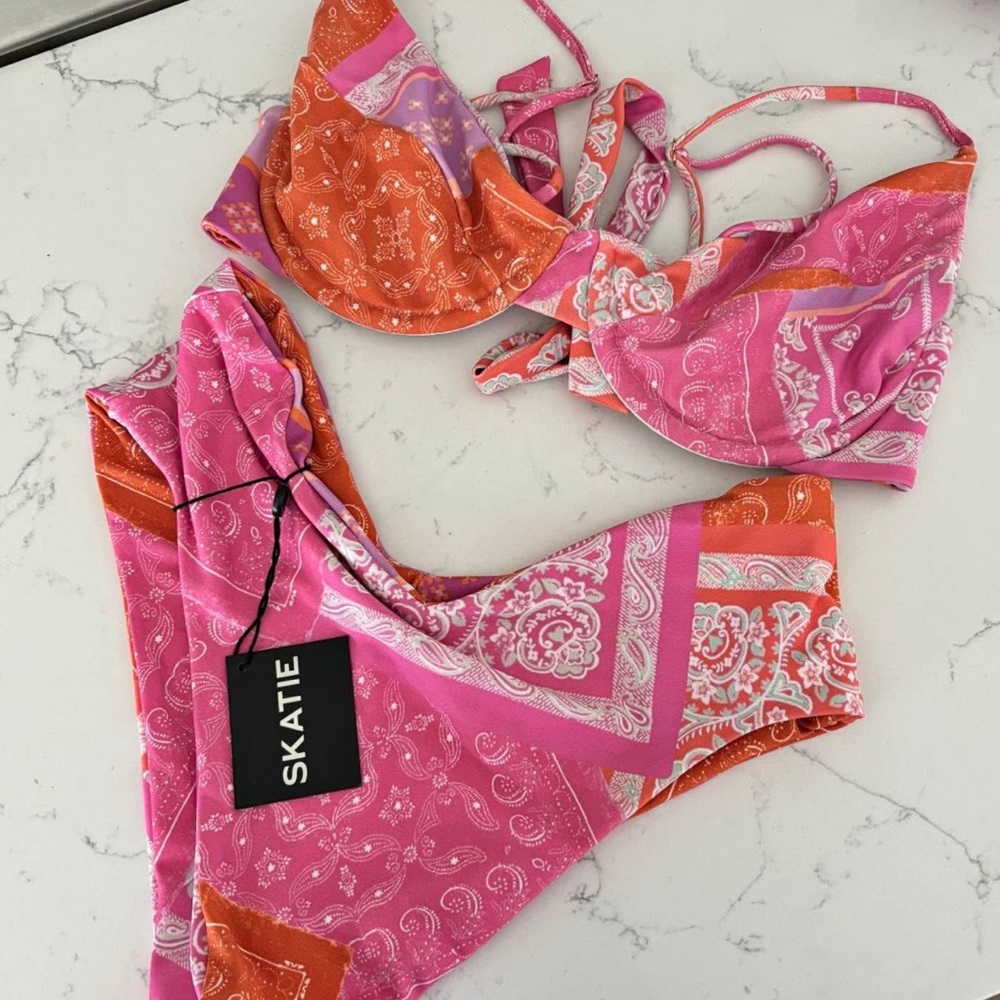 Skatie Pink and Orange Bikini Set Brand New